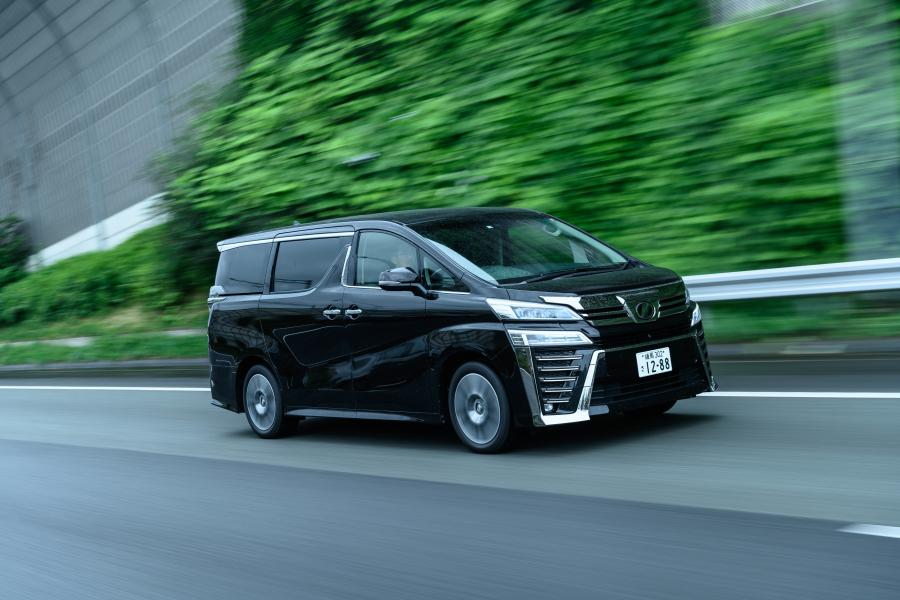  Toyota Vellfire ZG 2018 года  (фото 9 из 23)